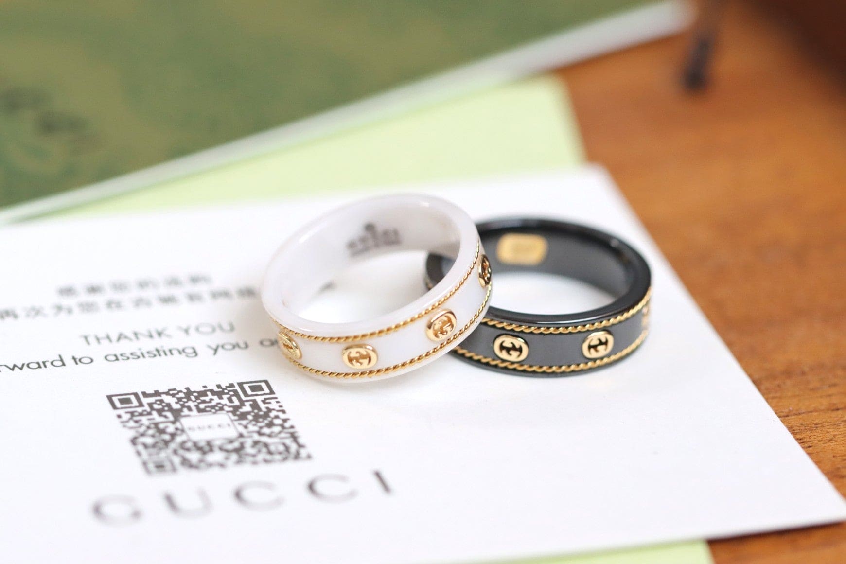 18K Double Gucci Interlocking Gucci Icon White Zirconia Ring
