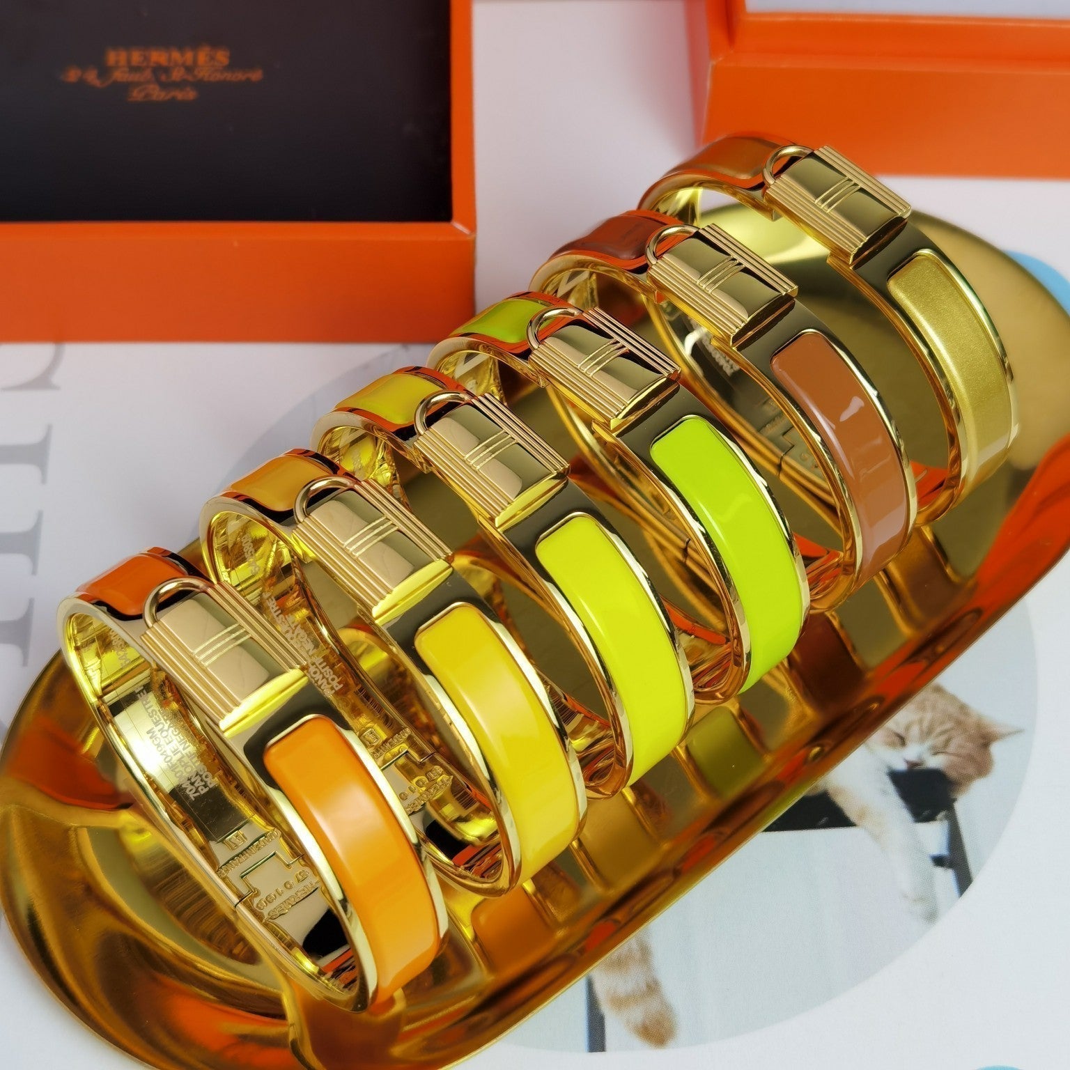18K Clic Cadenas Yellow Hermes Bracelet
