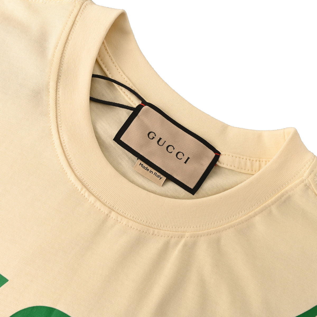 New brand new Gucci T-shirt