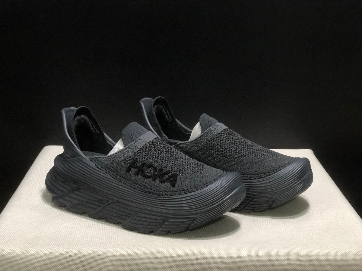 HOKA ONE ONE Restore TC